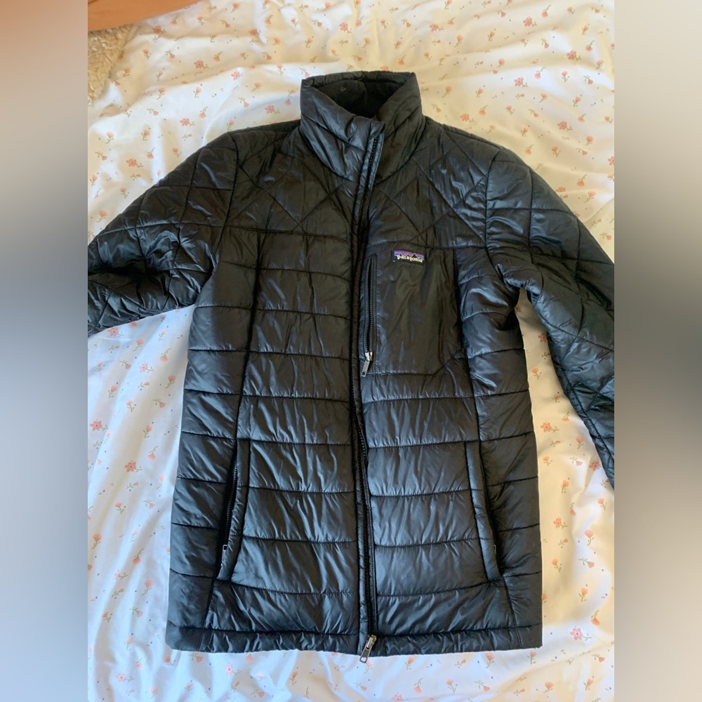 Womens Patagonia black winter jacket